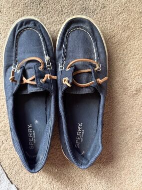Sperry Navy Canvas Boat-shoe Flats with Tan Leather Laces